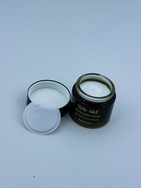 FARMSTAY - КРЕМ ДЛЯ ЛИЦА СО ЗМЕИНЫМ ПЕПТИДОМ SYN - AKE REVITALIZING CREAM, 80 МЛ.